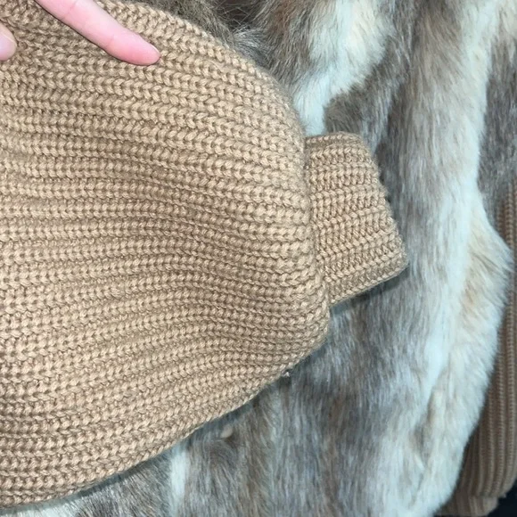 Vintage glamorous chic classic vintage ivory taupe faux fur sweater jacket 13/14 - Picture 10 of 16